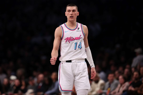 히트의 타일러 히로