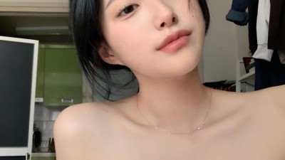 06년생 반누드 짤