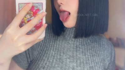 테이블에 가슴 올려놓기.. 의상 차이 ㅗㅜㅑ