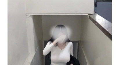 가슴 애매하게 큰 애들 왜캐 웃기지