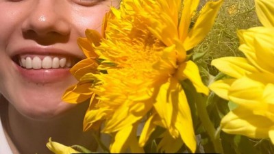 아즈사 나가사와 인스타에 한국인들 엄청 dm 보내는듯