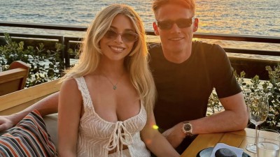 축구선수 맥토미니 여친 클라스